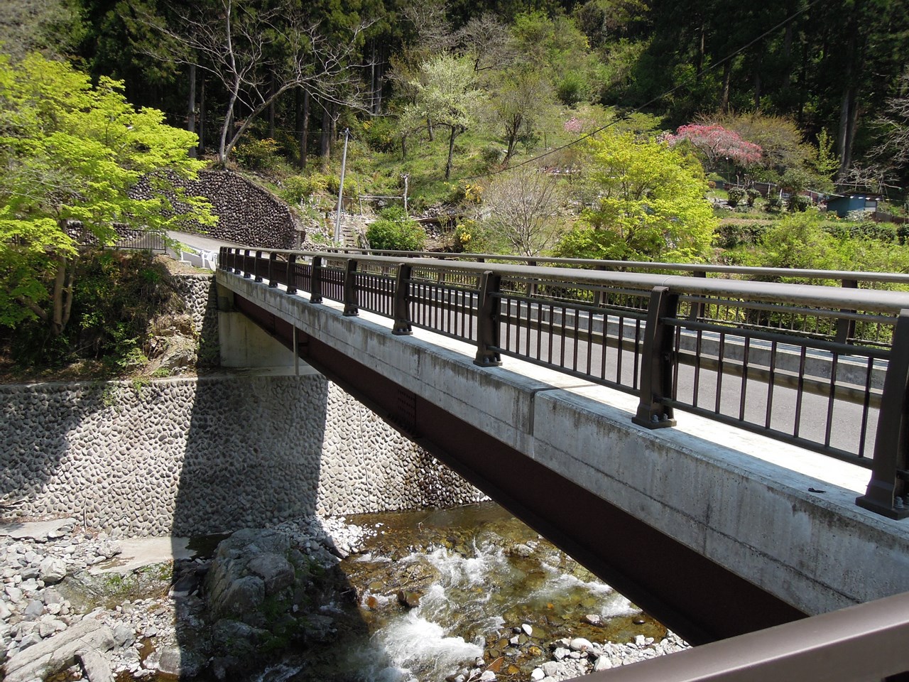 東京都檜原村　向橋　完　了